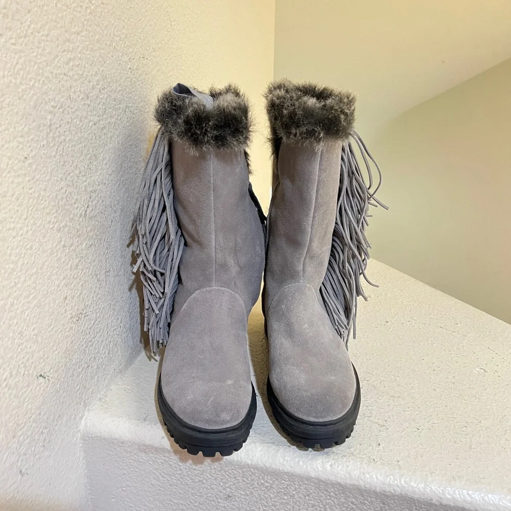 Sam Edelman questions leave